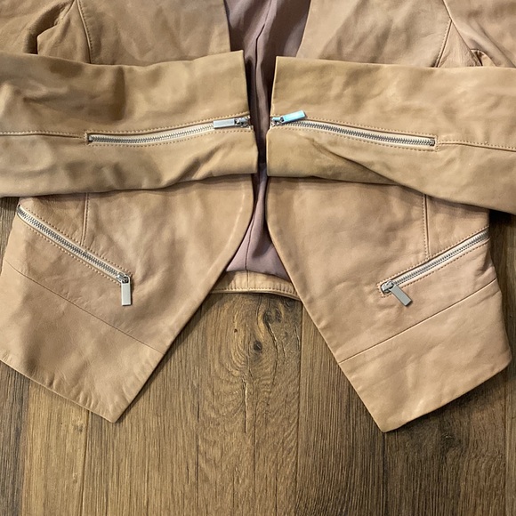 Joie || ‘Libertini’ Cropped Leather Moto Jacket - Picture 6 of 12